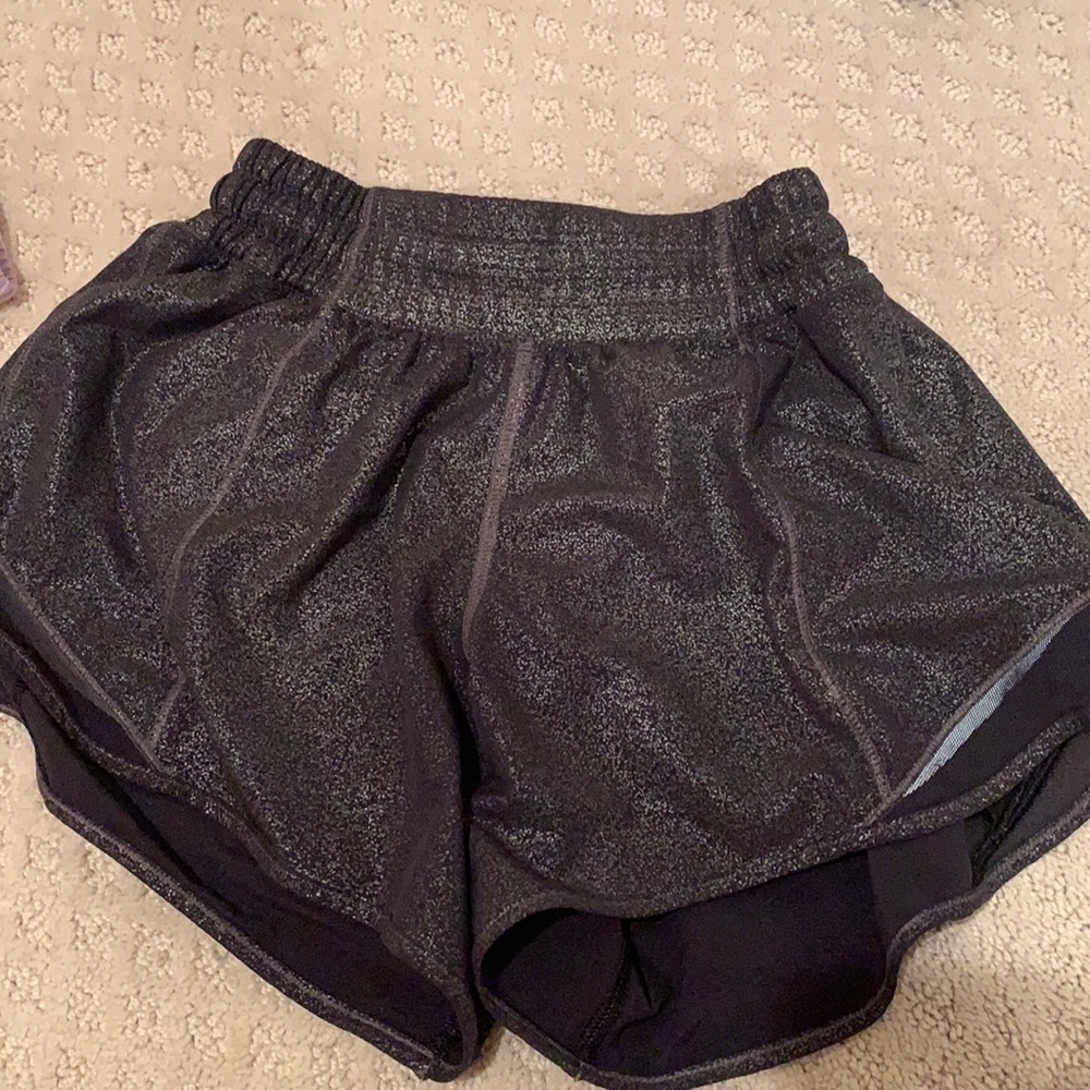 Lulu lemon 4inch shorts